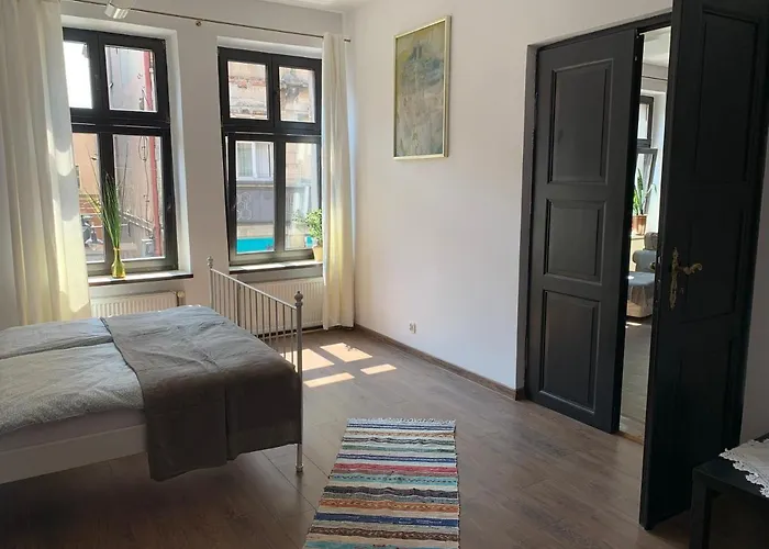 Kamienica Na Krakowskiej 120 M2